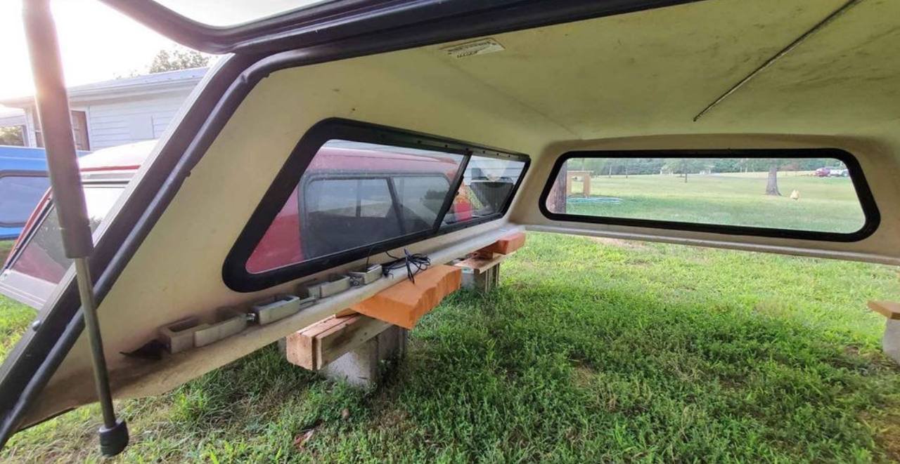 2005–2015 Toyota Tacoma Camper Shell — Silver (5 ft Bed) view 2