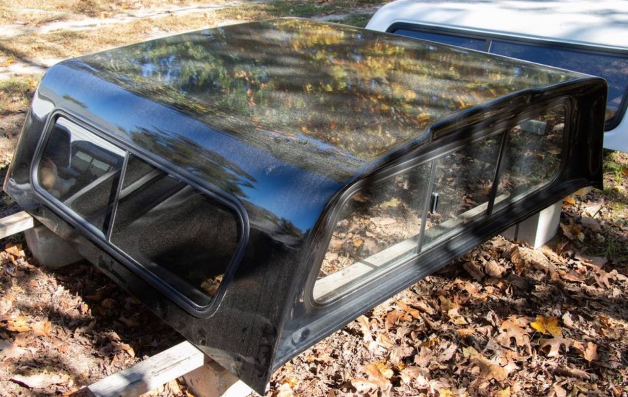 2015–2020 Ford F-150 Camper Shell — Black (5.6 ft Bed) view 3